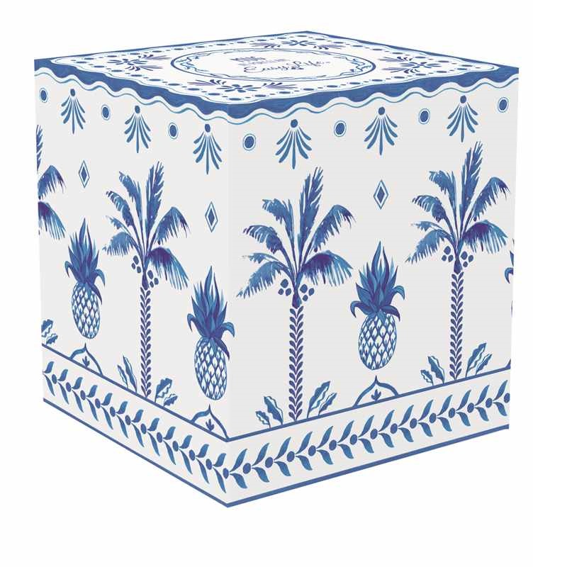 Porcelain mug in colour box