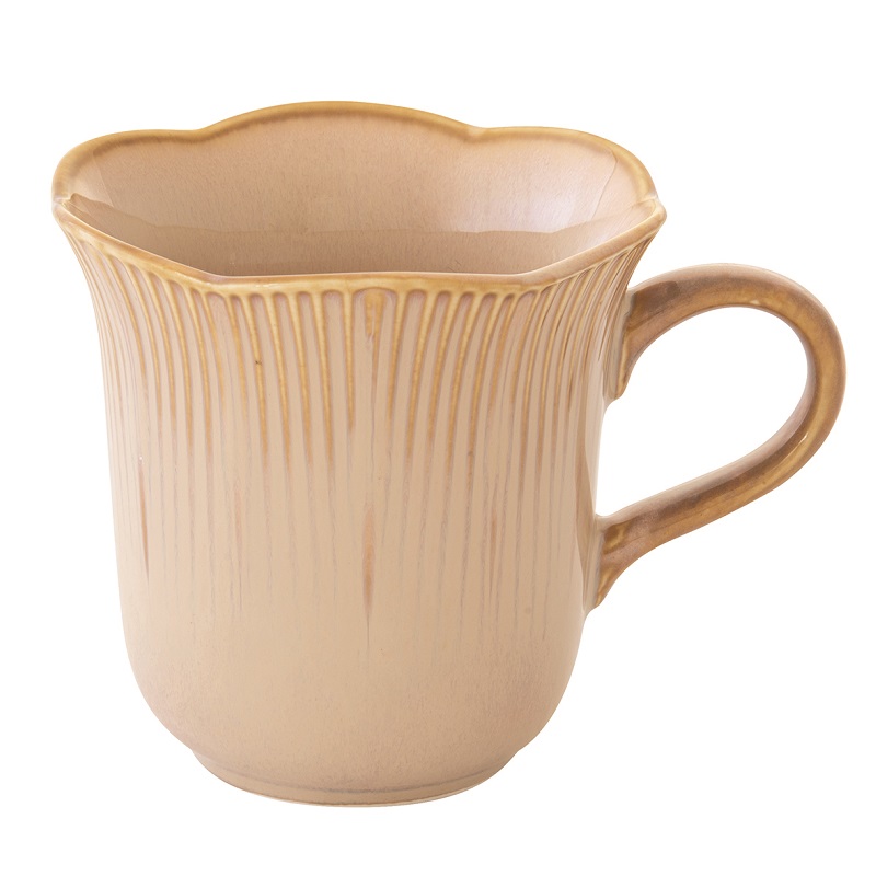 Porcelain mug
