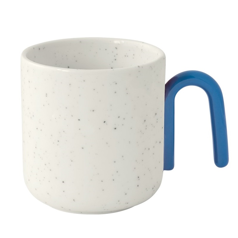 Porcelain mug in colour box