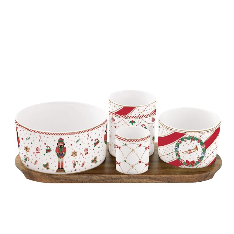 Appetizer set with 4 porcelain round bowls on acac
